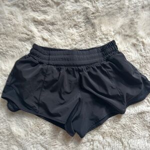 Lululemon hottie hot shorts high-rise